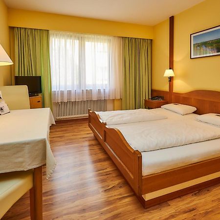 Flair-Hotel Zum Benediktiner شوارزاخ أم ماين المظهر الخارجي الصورة